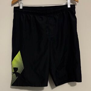 Under Armour Black Swim Trunks Sz 32 Waist EUC
